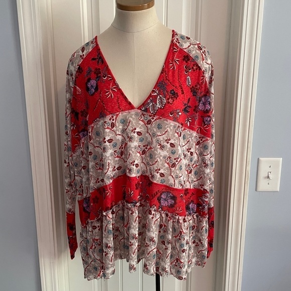 Free People Small Isabelle Tunic Top ~ Oversized Boho Peasant Red Floral - Picture 1 of 6